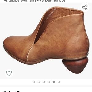Antelope Booties, NWOT, Size 9, Congac